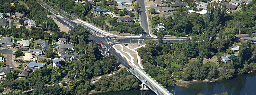 Aerial image of the Pukete Bridge and Waikato River